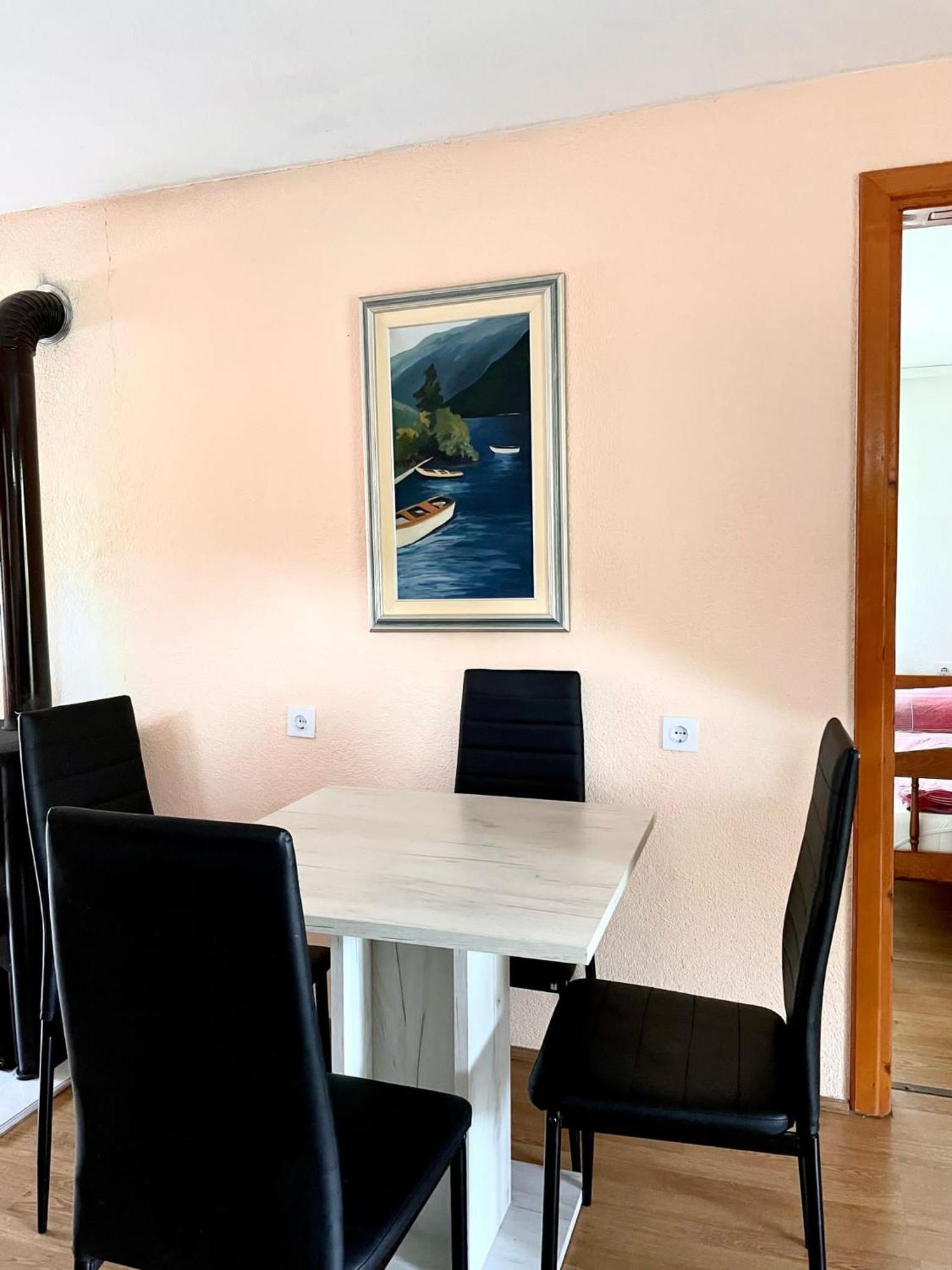 Apartman Lana 亚伊采 外观 照片