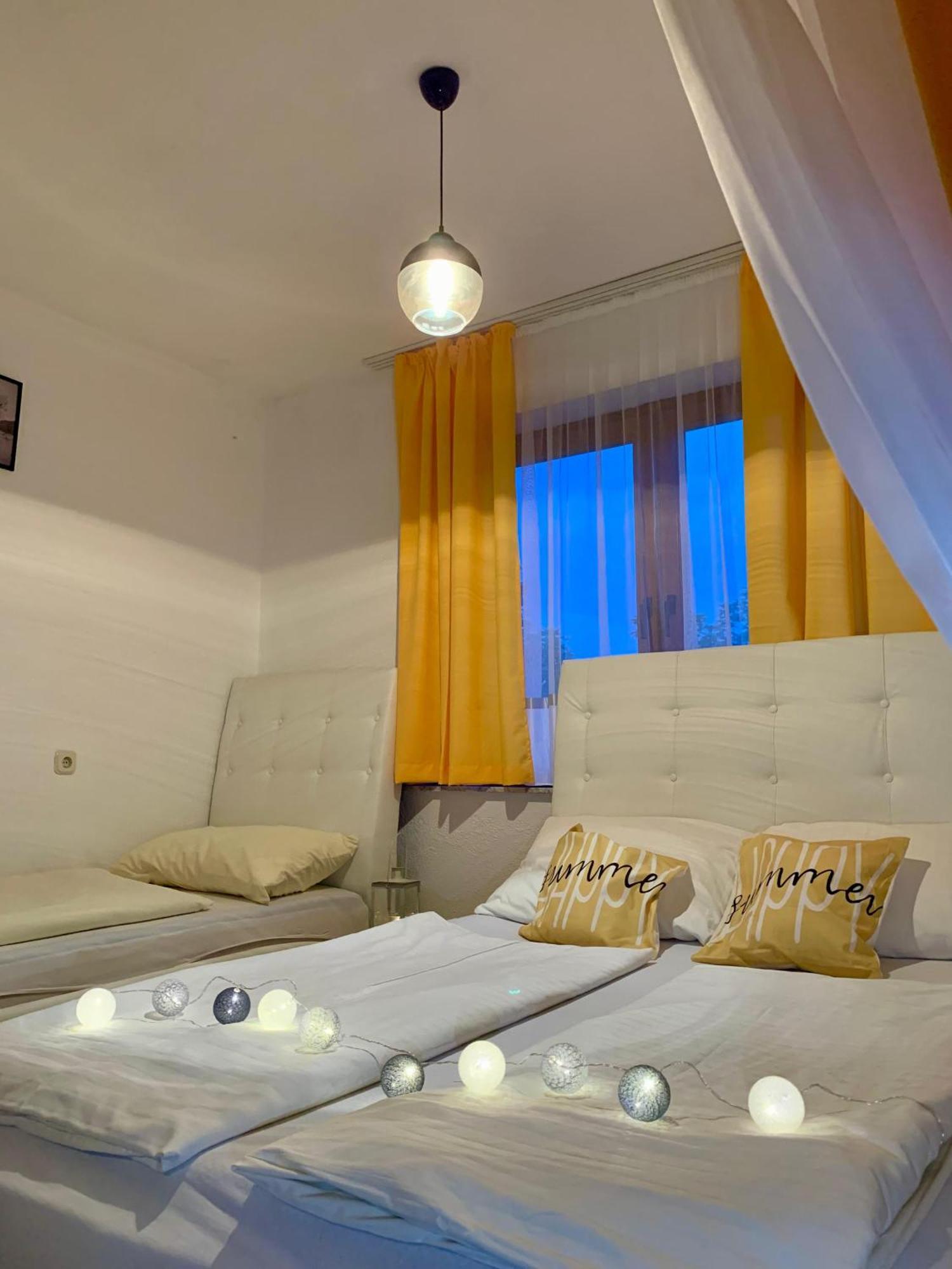Apartman Lana 亚伊采 外观 照片